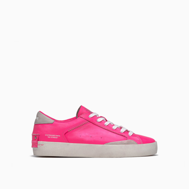 DISTRESSED HOT PINK