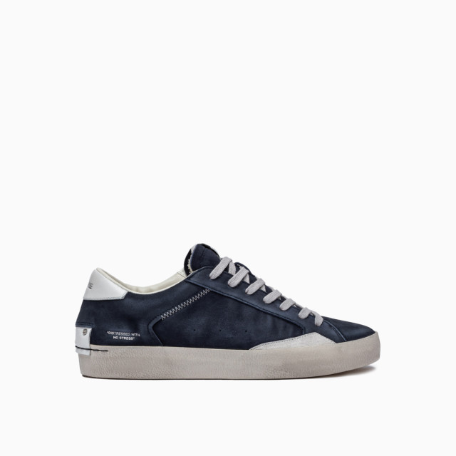 DISTRESSED INDIGO FADE
