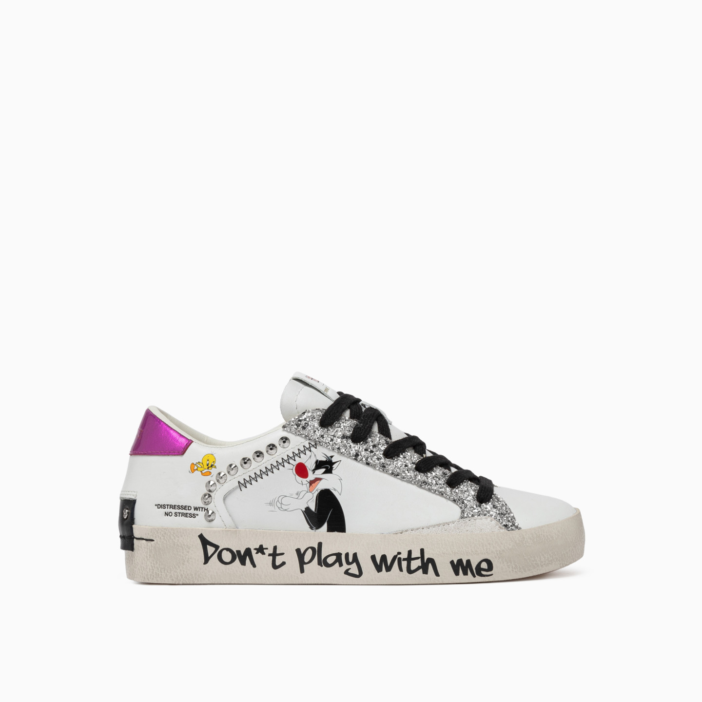 Sylvester and tweety converse online