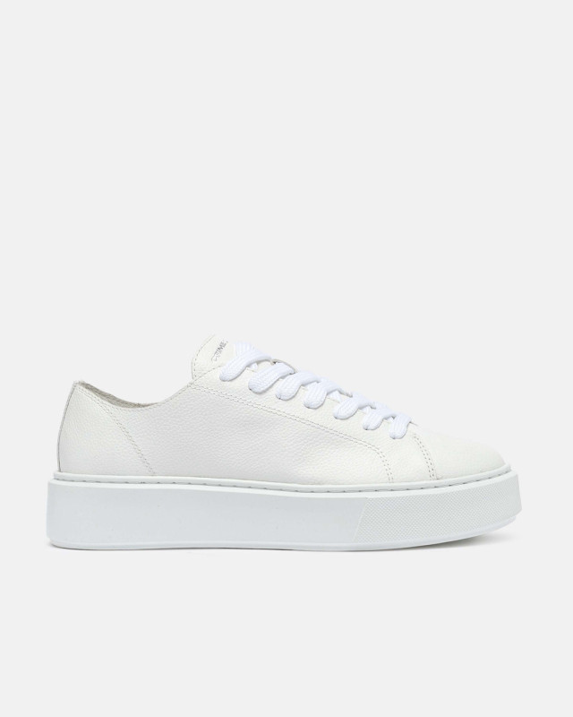 RAW CUT ALL WHITE