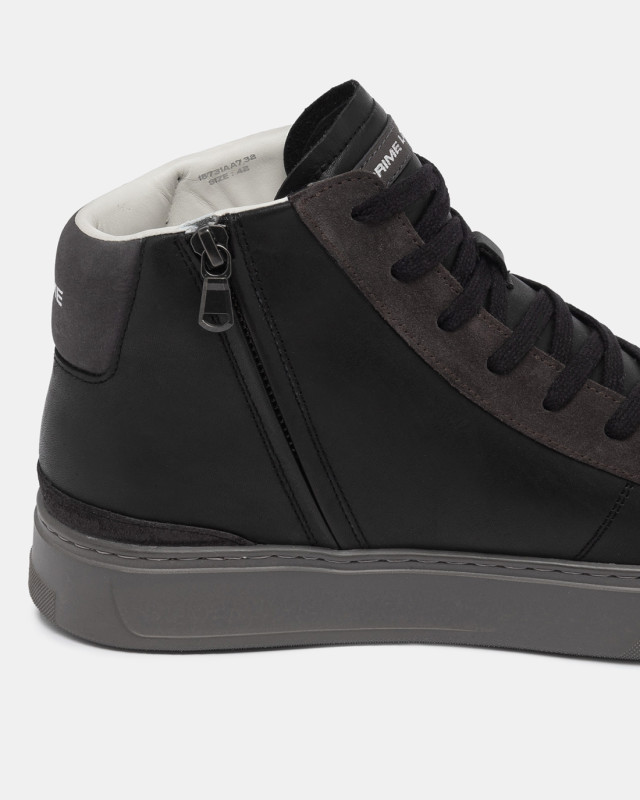 BLADE HIGH CARMINE BLACK