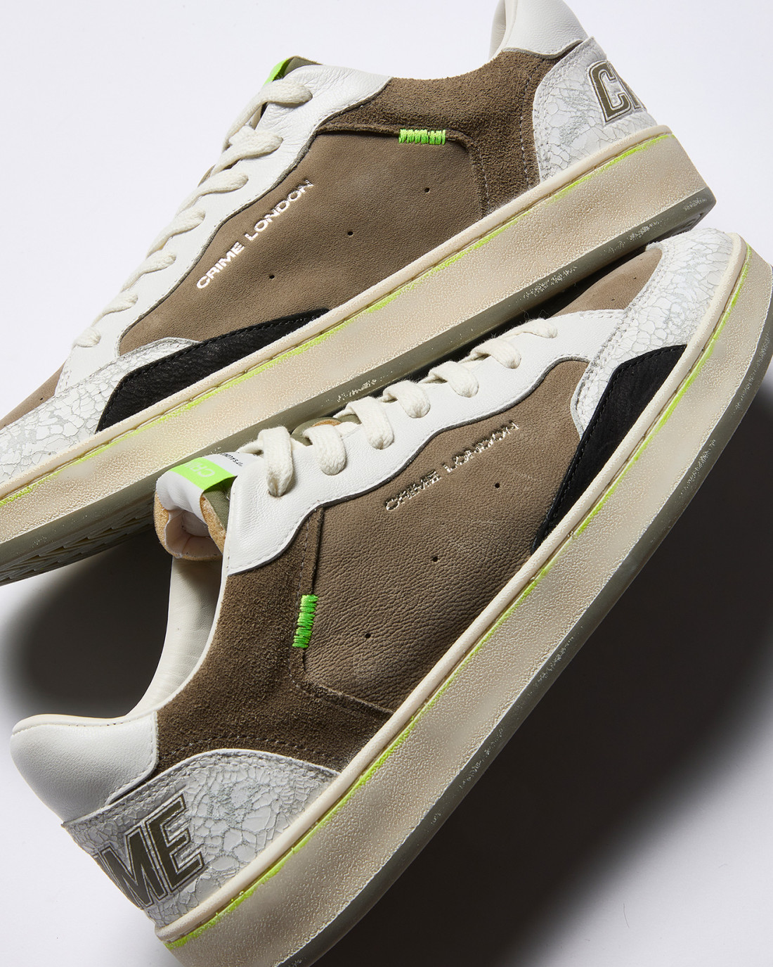 CRIME LONDON: CHELSEA NEON DUST