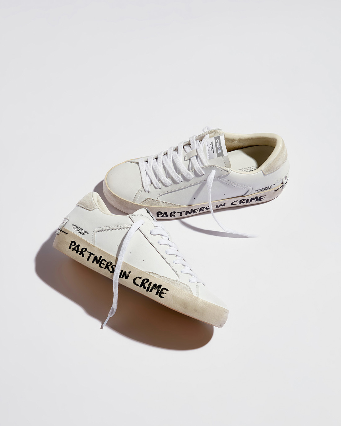 CRIME LONDON: DISTRESSED GRAFFITI WHITE