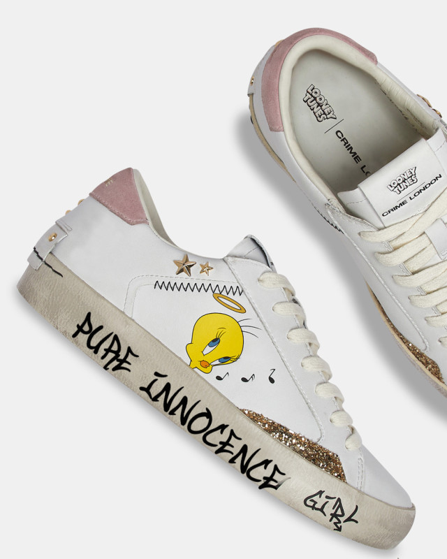 DISTRESSED ANGEL TWEETY BIRD