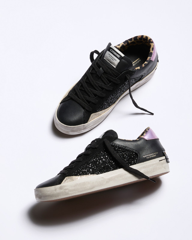 DISTRESSED BLACK SPARK