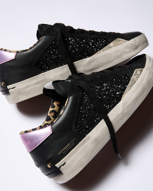 DISTRESSED BLACK SPARK