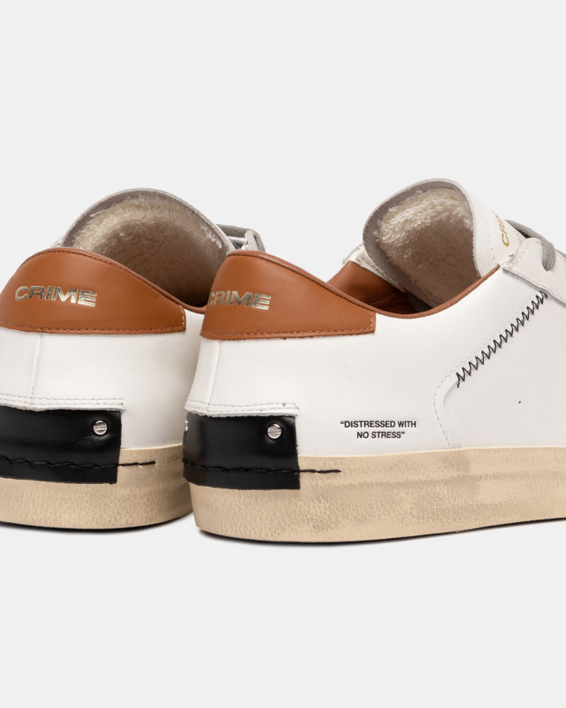 DISTRESSED COGNAC BLACK