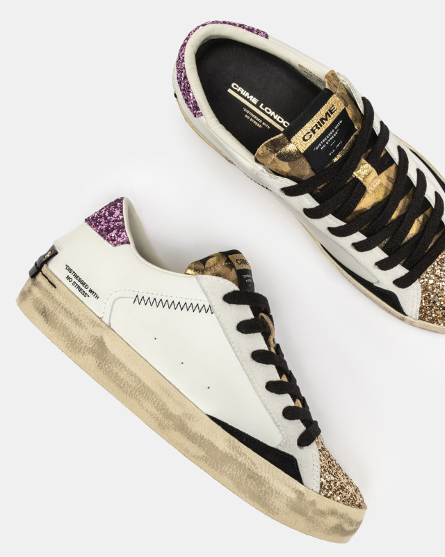 DISTRESSED GOLDRUSH