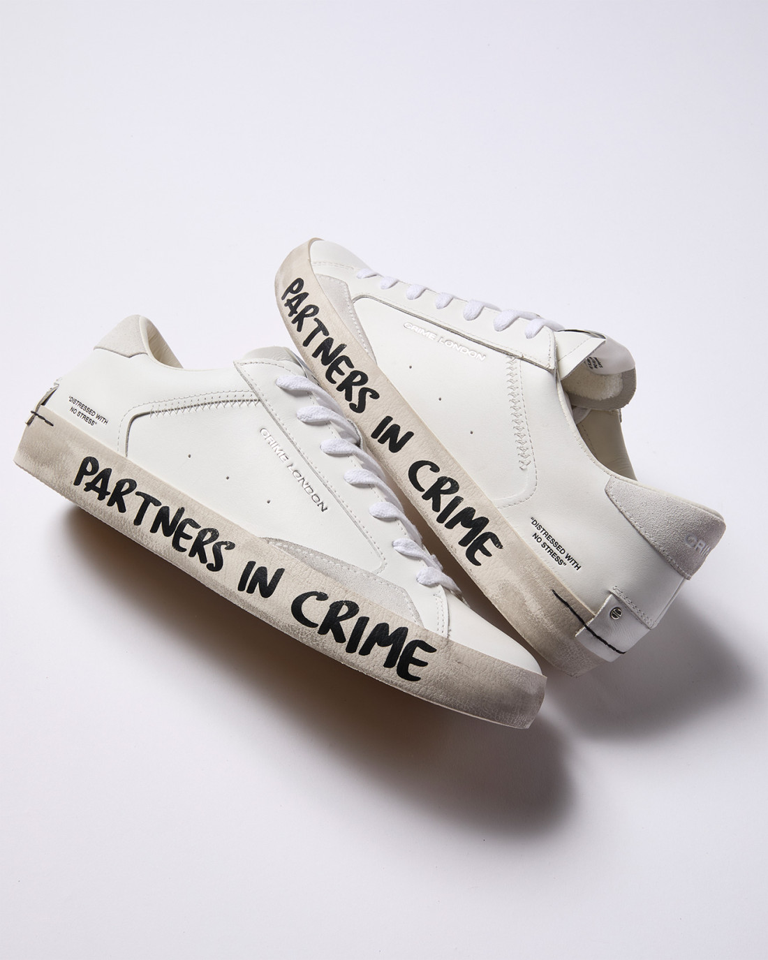 CRIME LONDON: DISTRESSED GRAFFITI WHITE