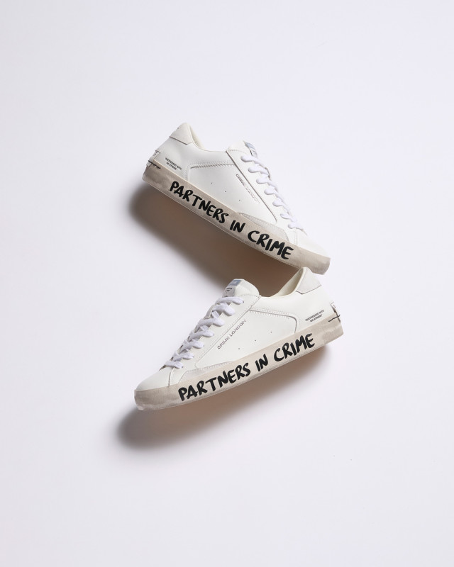 DISTRESSED GRAFFITI WHITE