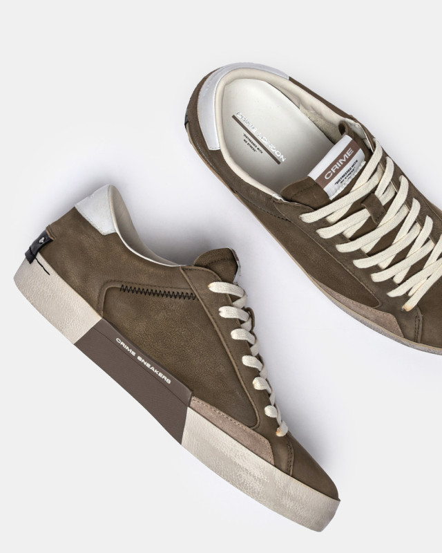 DISTRESSED GREEN WOOD