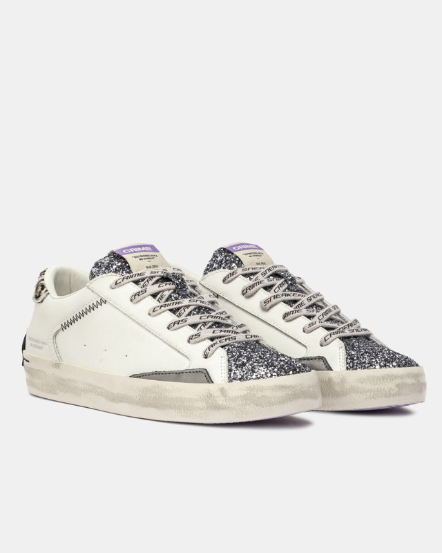 DISTRESSED NIGHT ROAR