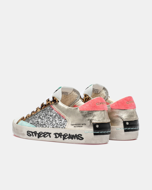 DISTRESSED PLATINUM WILDLIFE