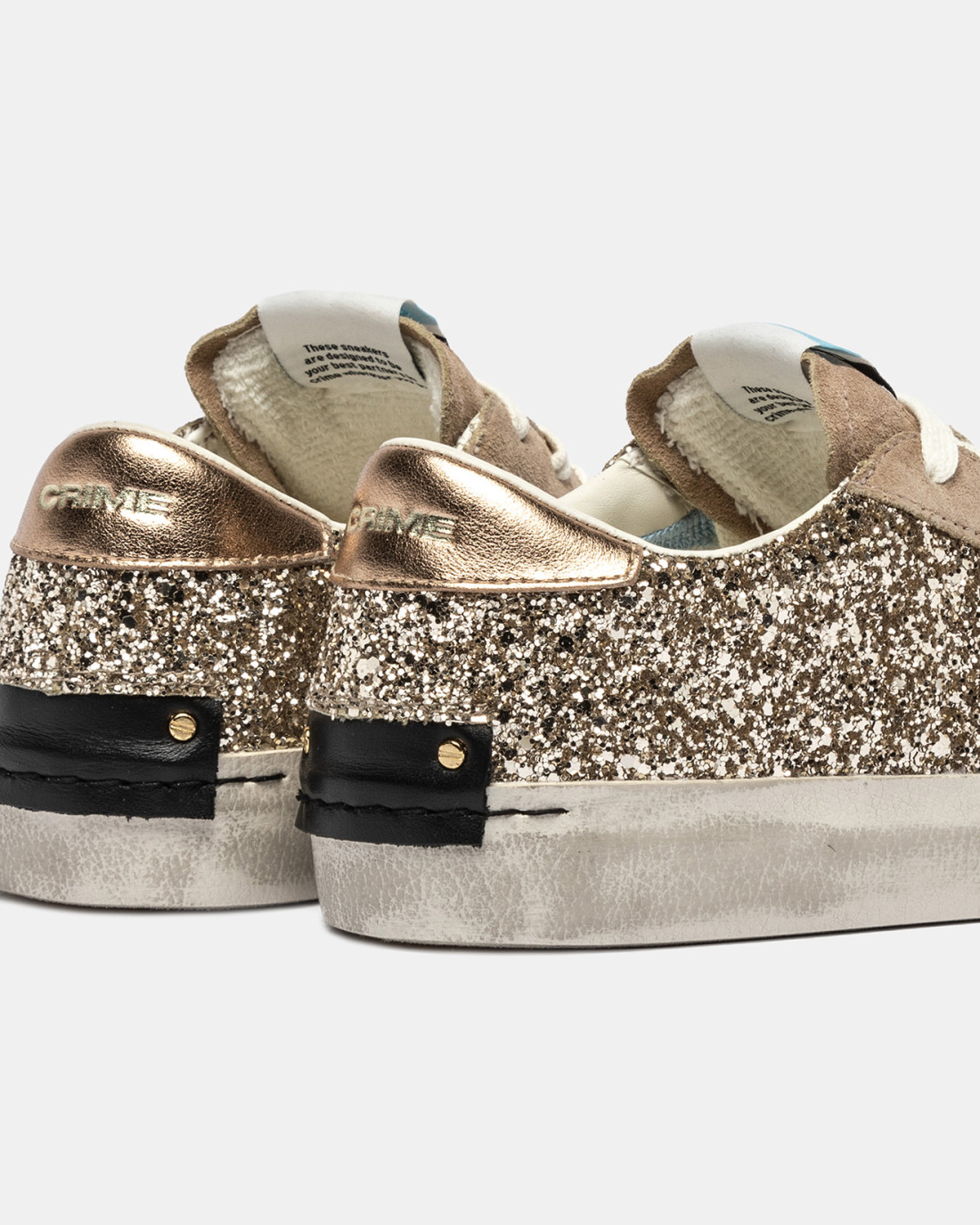 CRIME LONDON: DISTRESSED WAY TO GLOW