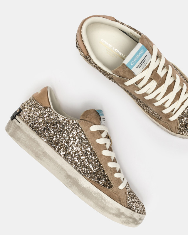 DISTRESSED WAY TO GLOW