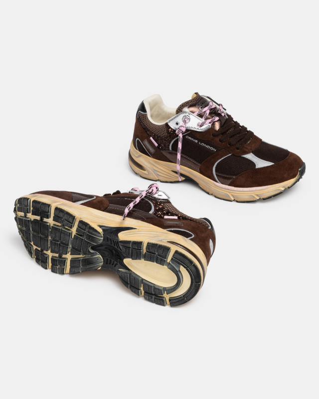FUGITIVE 9094 AMBRE BROWN
