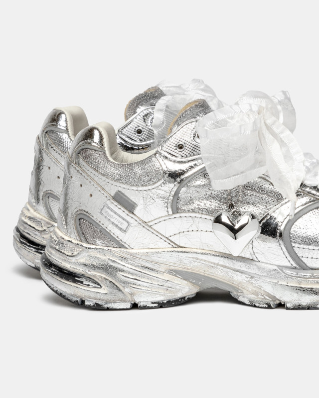 FUGITIVE 9094 METAL KISS