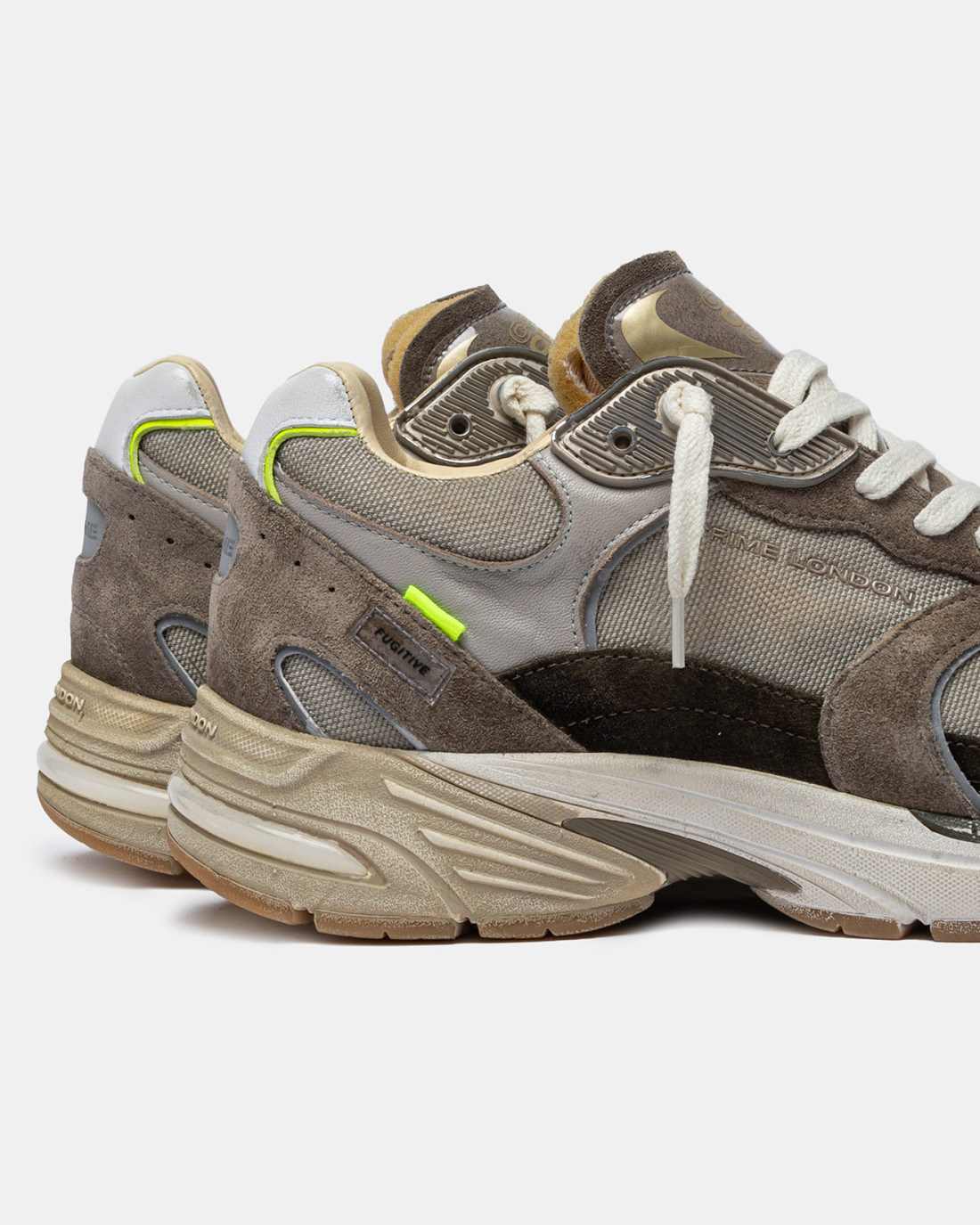 CRIME LONDON: FUGITIVE 9094 MUD RUN