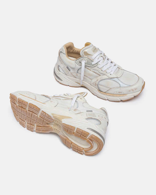 FUGITIVE 9094 SILVER STREAK