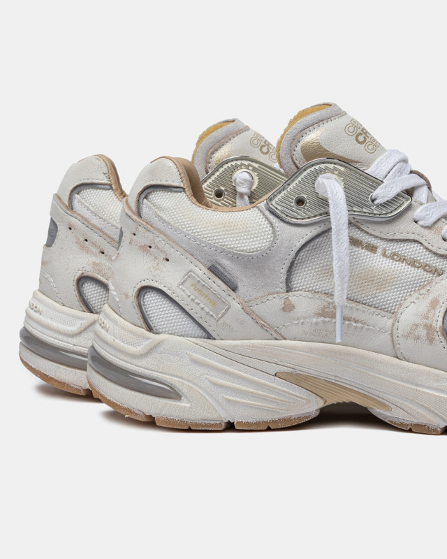 FUGITIVE 9094 SILVER STREAK