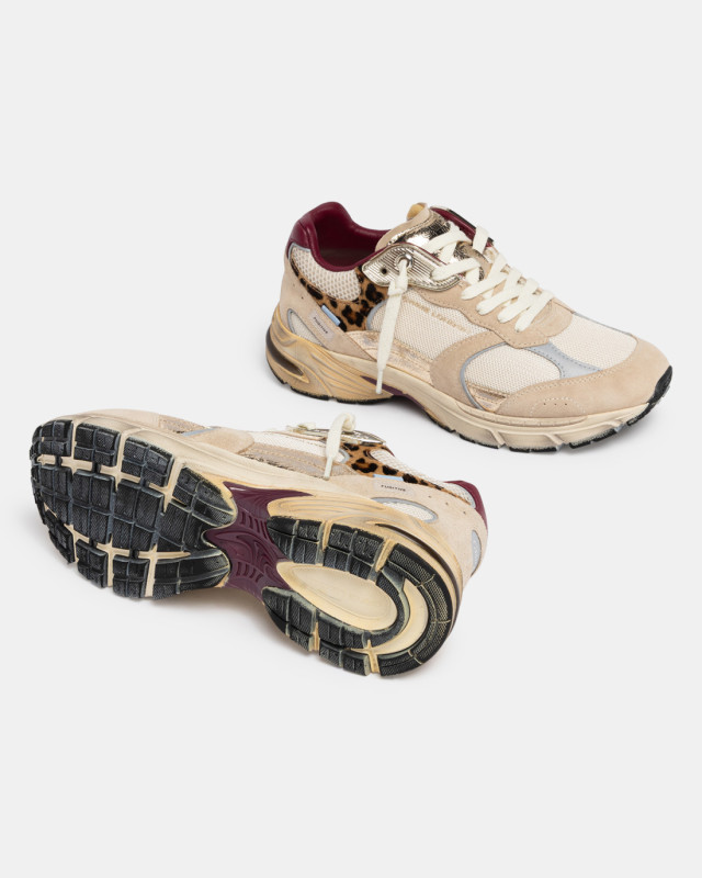 FUGITIVE 9094 WHITE FANG