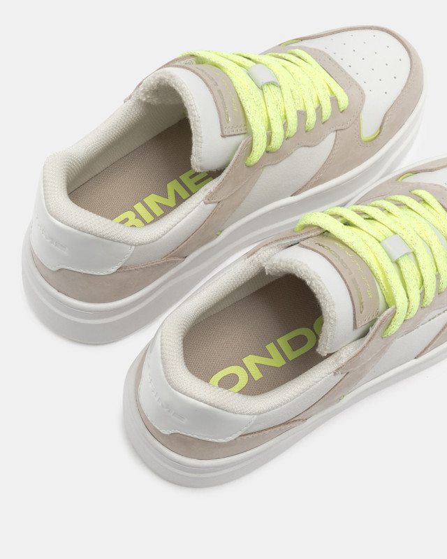 MAGNETIC AMBER LIGHT