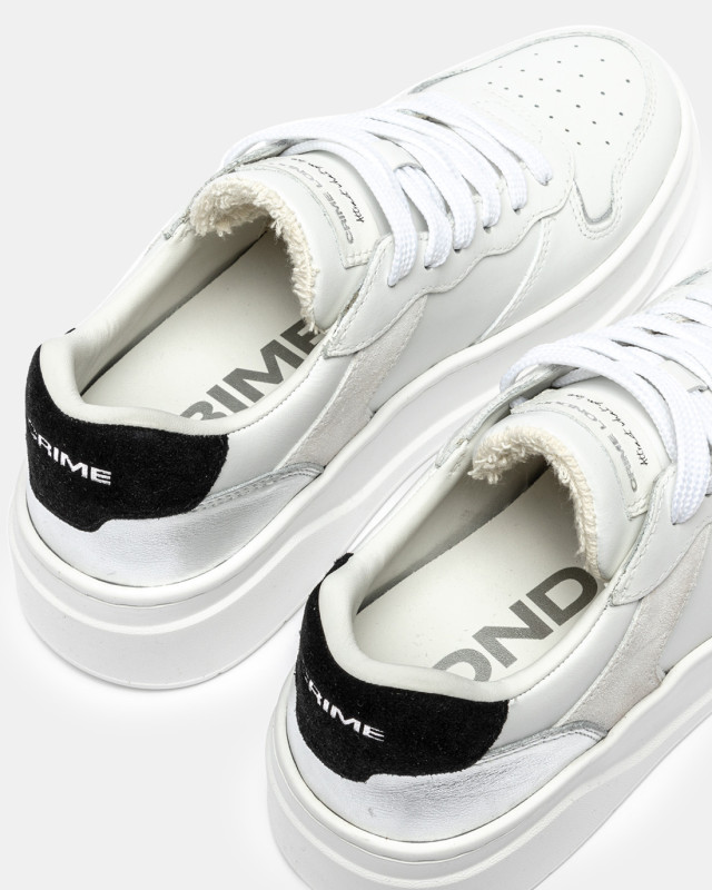 MAGNETIC BLACK TOUCH