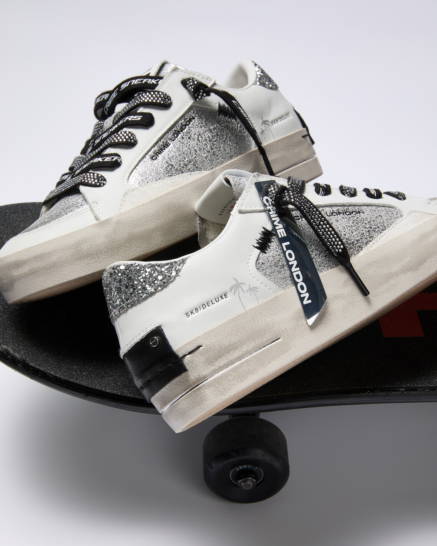 Sk8 Deluxe Cold Hearted | Crime London