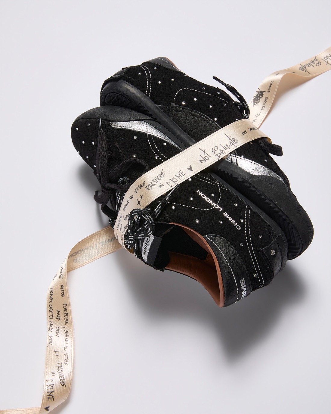 CRIME LONDON: SNEAKERINA BLACK SWAN