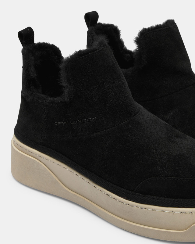 SNOOZE BOOT EARLY MORNING