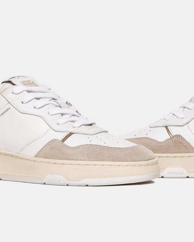 TIMELESS NEUTRAL SHADES